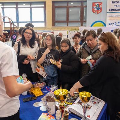 144 23.03.23 9k9a28311